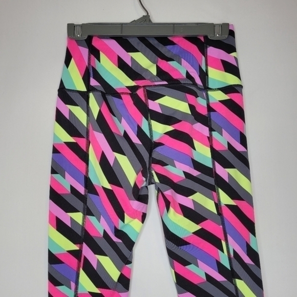Victoria Secret Neon Capri Geo Print Tights - Picture 10 of 14
